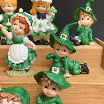 Lot 198: Vintage Irish Dancers, Leprechaun & Lefton Elves,