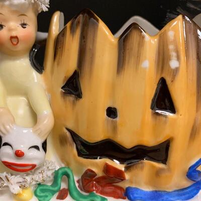 Lot 199: Vintage Halloween: Napco Spaghetti Trim Vase & Flying Witch