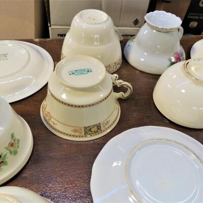 Large Assorted Vintage Tea Cup Saucer, Plates & Cups LOT China Porcelain USA America