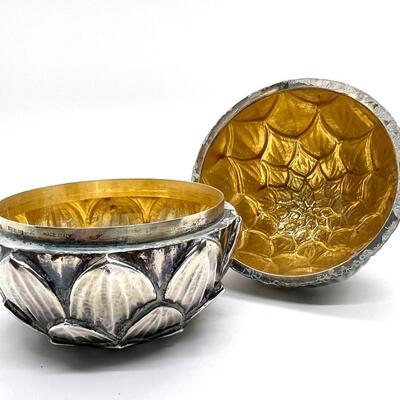 LOT 18 - Sterling Silver Tiffany Artichoke Trinket Box - Italy - Bouverie Estate