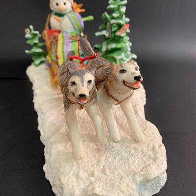 Lot 353: Lenox "Midnight Dash" Sculpture