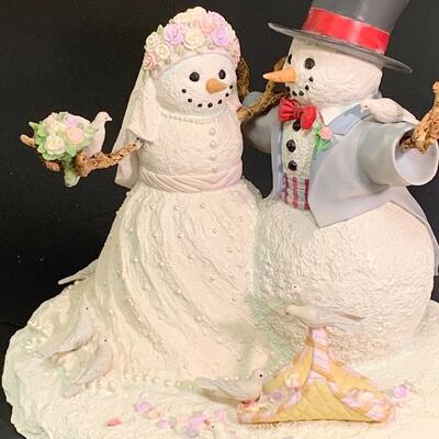 Lot 357 Lenox Winter Wedding Sculpture