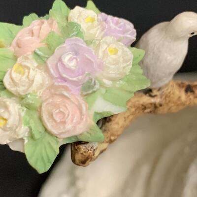 Lot 357 Lenox Winter Wedding Sculpture