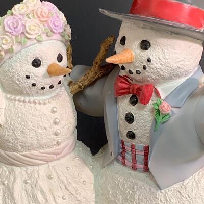 Lot 357 Lenox Winter Wedding Sculpture