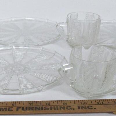 4 Sets Vintage Jeanette Dew Drop Snack Trays and Cups