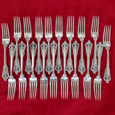 Wallace Grande Baroque Sterling Silver Flatware 177 Pieces