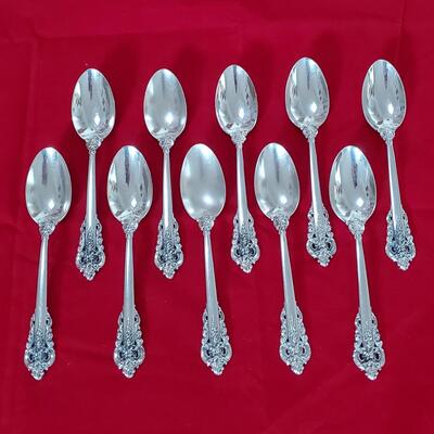 Wallace Grande Baroque Sterling Silver Flatware 177 Pieces