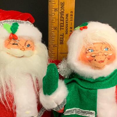 Lot 368 Annalee Dolls: Santa, Elves and More