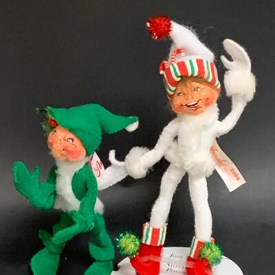 lot 370 Annalee Dolls: Santa, Carolers and More
