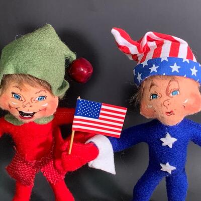 Lot 373 Annalee Dolls All Year Round Holidays