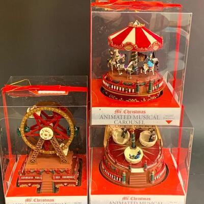 Lot 374 Mr. Christmas Animated Musical Decorations