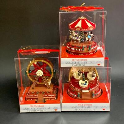 Lot 374 Mr. Christmas Animated Musical Decorations