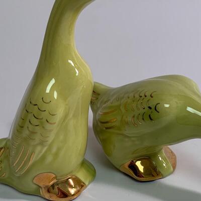 Lot 377 Vintage Carlton Ware  Vase & Vintage Gold Trimmed Birds & trinket Dish