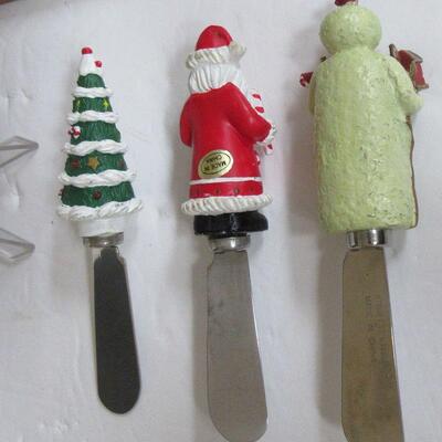 3 Christmas Theme Spreader Knives