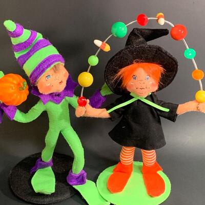 Lot 370 Vintage Annalee Holiday Collection