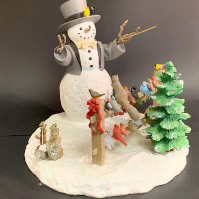 Lot 365: Lenox  Symphony In Snow Sculpture