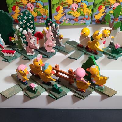 Lot 188: Three Vintage Japan Expanding Diorama Spring/Easter Sets