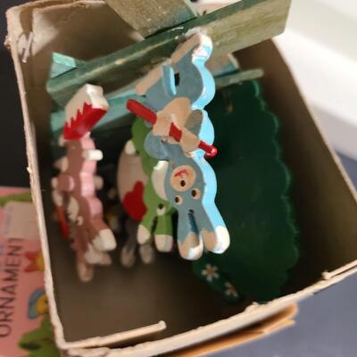 Lot 188: Three Vintage Japan Expanding Diorama Spring/Easter Sets
