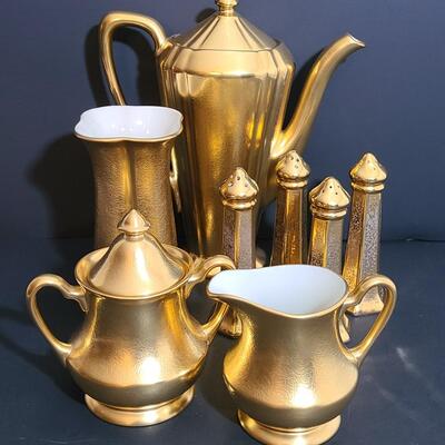 Lot 488: Vintage Pickard "Gold" Tea Set, Vase, and Salt/Pepper Sets