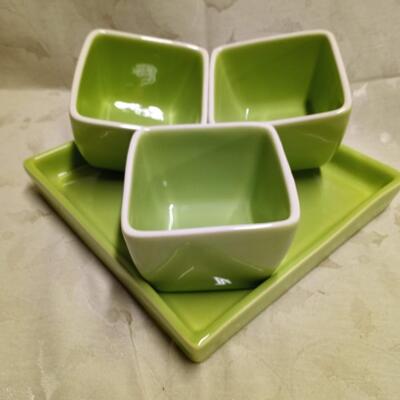 4 piece green tray set