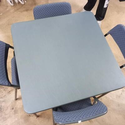 Card table, 4 folding chairs
