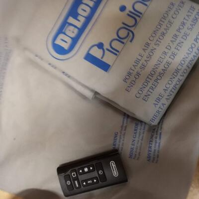 DeLonghi Pinguino Portable Air conditioner with attachments