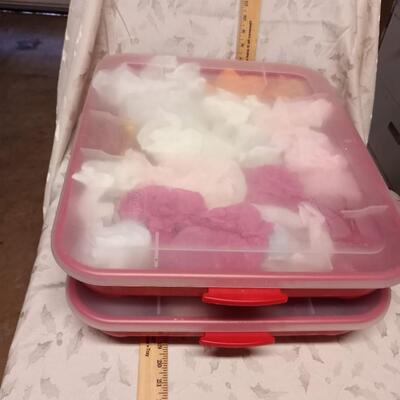 double decker ornament holder, with ornaments