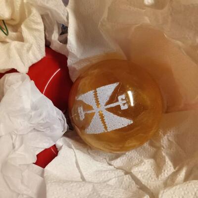 double decker ornament holder, with ornaments