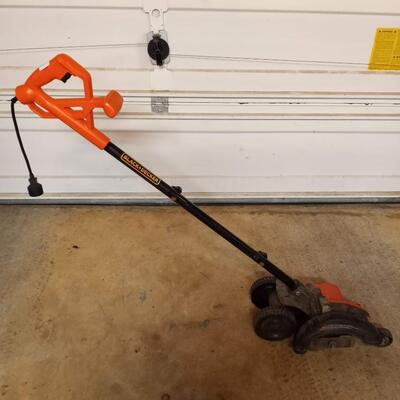 Electric Black and Decker edger