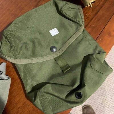 Genuine US Military Issue pouch