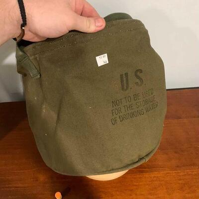 Genuine us military issue tactical pouch