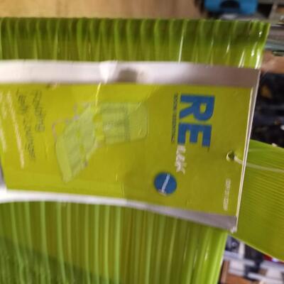 Green folding lounge chair