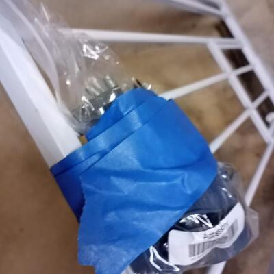 Kid pet gate, with hardware