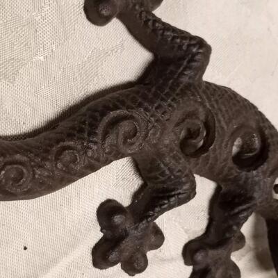 Lizard vase with metal lizard