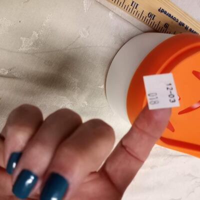 Microwave cooking dish