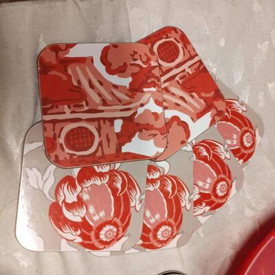 misc kitchen; flower coaster, bowls, storage