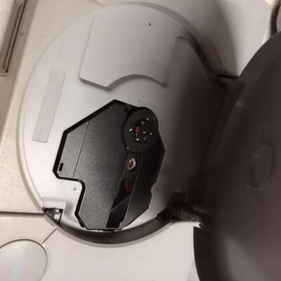 Playstation, untested; 3 controllers