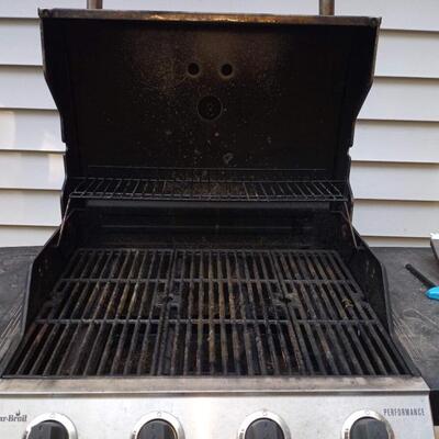 Propane grill, w cover