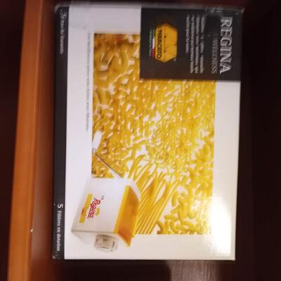 Regina Pasta maker