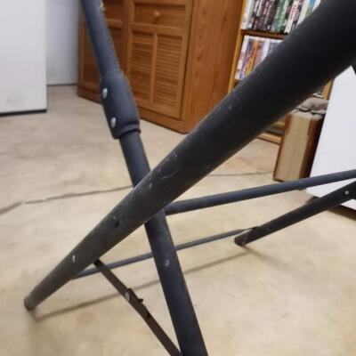 round outdoor glass top table