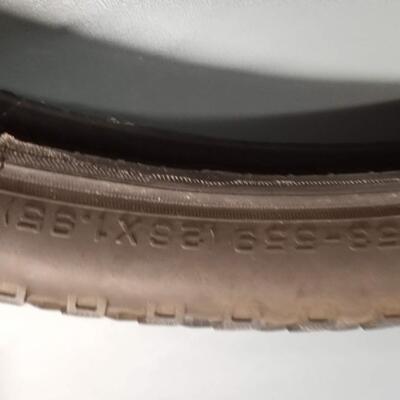 Schwinn Ranger 2.6, with 2 extra tires