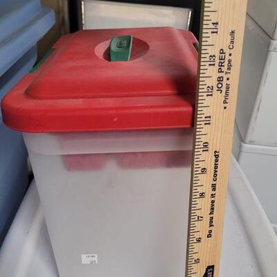 small clear tote, red lid