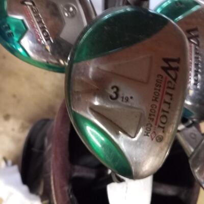 golf bag with clubs