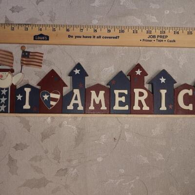 Wooden flag decor, "I *heart* America"
