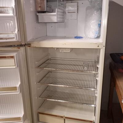 Working refrigerator, GT Sticker