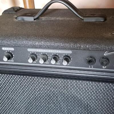 Lot #163  Crate BX-15 Amplifier