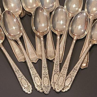 Lot J7: Mixed Lot of Sterling Silver Teaspoons (1 lb 4.7 ounces) Monograms