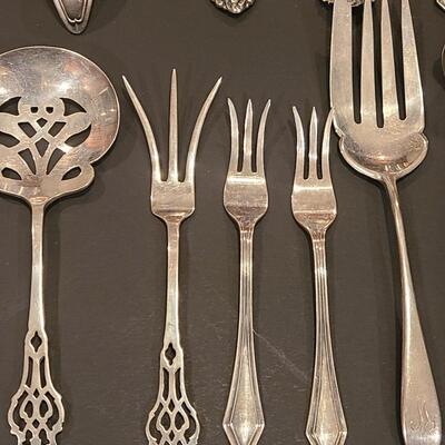 Lot J6: Mixed lot of Sterling Silver Service Flatware (11.4 ounces)