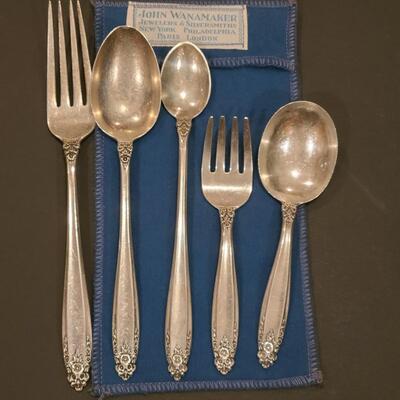 Lot J5: Vintage 5-piece Baby/Toddler Sterling Silver Set "Prelude" Pattern (3.8 ounces)