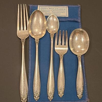Lot J5: Vintage 5-piece Baby/Toddler Sterling Silver Set "Prelude" Pattern (3.8 ounces)